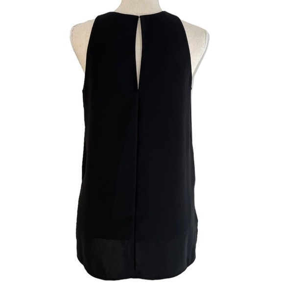 VINCE Bonded Crepe Sleeveless Top Relaxed Fit Elevated Basic Blouse Black Small - Picture 6 of 9